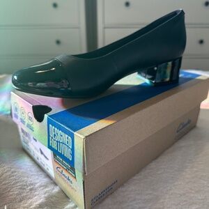 Clarks Marilyn Sara Black Combi size 8 W